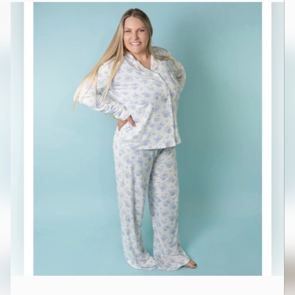 Womens Snuggle And Slumber Blue Floral Pajamas